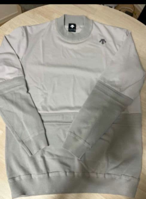 デサント　ゴルフ　セーター　Lサイズ