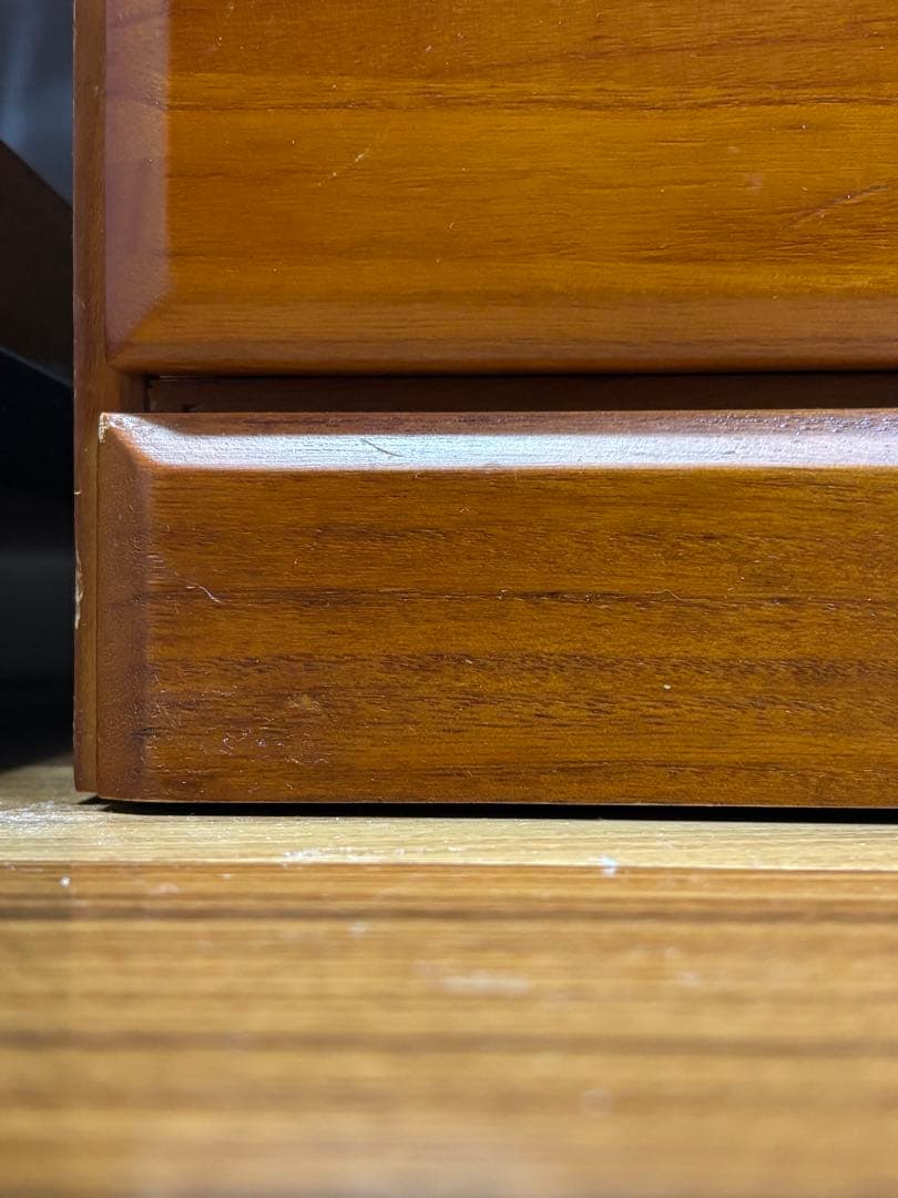 木製 4段袖机 キャスター付き 鍵付きチェスト 幅39cm ラッカー塗装