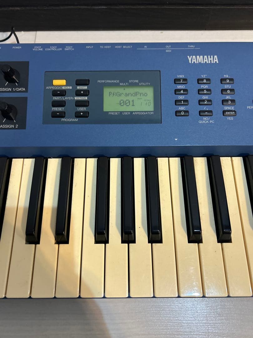 YAMAHA CS1X デジタルシンセサイザー
