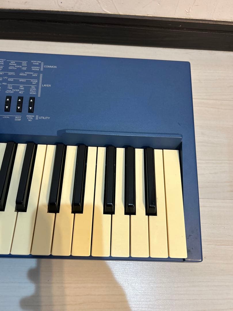 YAMAHA CS1X デジタルシンセサイザー