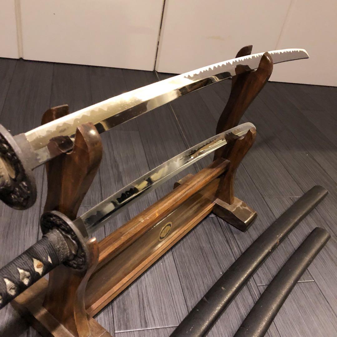 本格模造刀　大小セット　黒拵え　太刀　脇差　大小セット