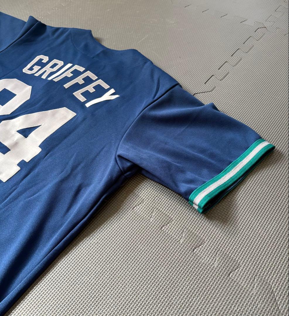 未使用品　MLBオフィシャルユニフォームサプライヤー　ケン・グリフィー Jr.