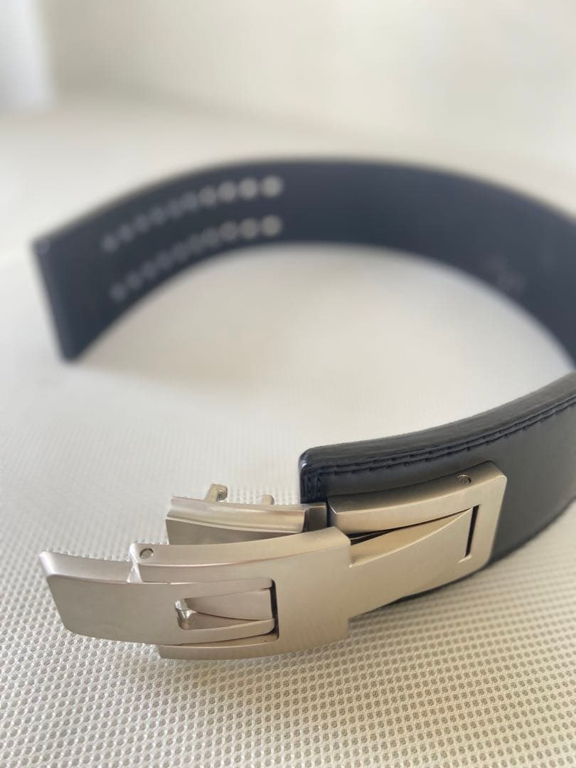 黒 レザーパワーベルト 調整可能穴付き