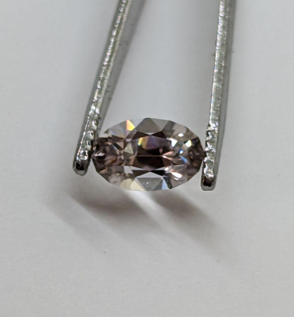 オーストラリア Harts Range（ハーツレンジ）産 天然ジルコンのル