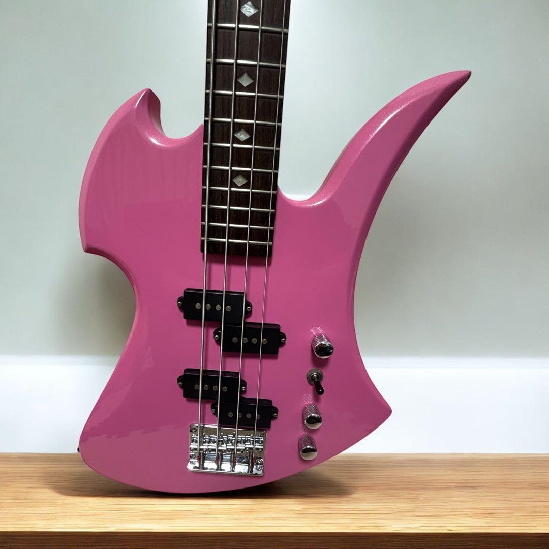 B.C. RICH MOCKING BIRD ピンクベース