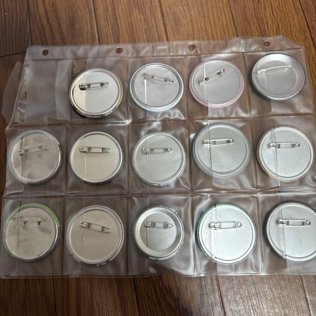 缶バッジ　バラ売り　ハイキュー　ツイステ　文スト　花子くん　まふまふ