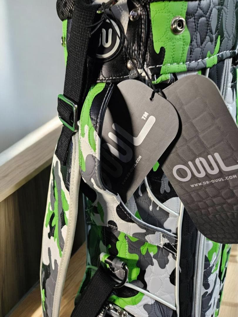 【新品未使用】　OUUL ワニ柄カモフラージュ ゴルフバッグGREEN
