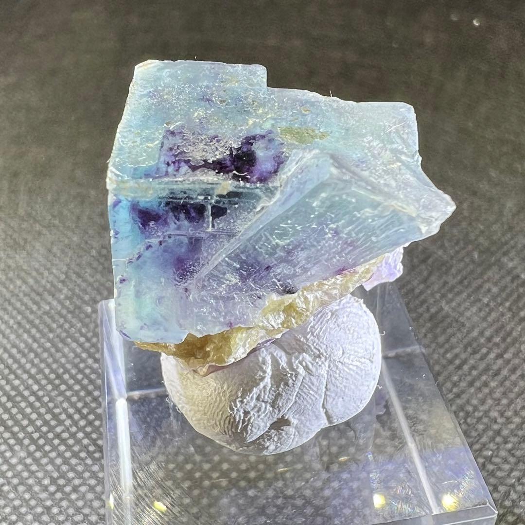 ヤオガンシャン産　ブルーゾーニング　パープルファントムフローライト