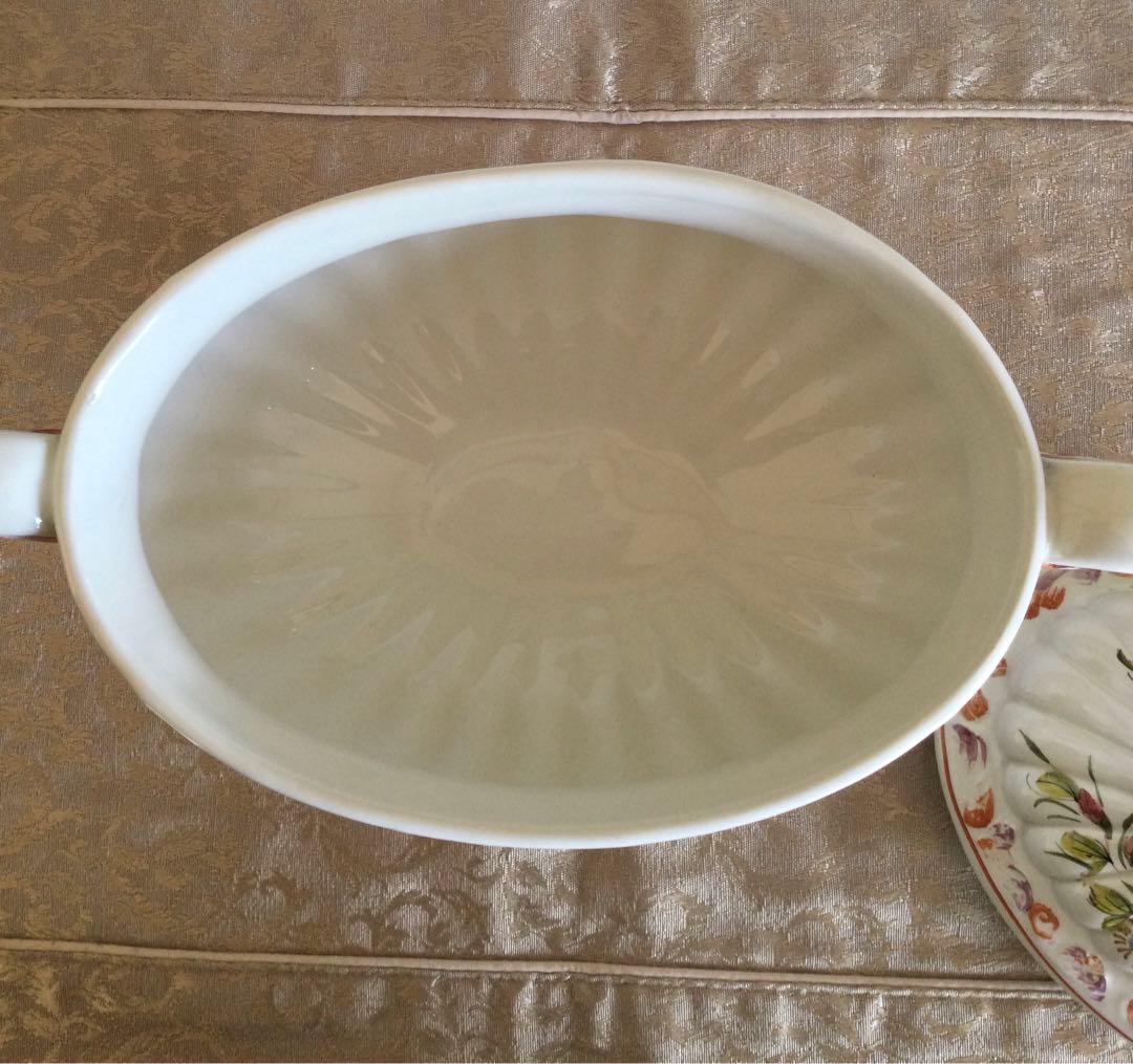 ヴィンテージ　イタリア製チュリーン　インテリアとしても　蓋付き容器　スーピエール