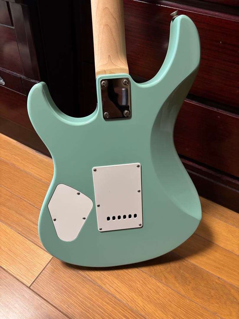 YAMAHA PACIFICA PAC112V パシフィカ