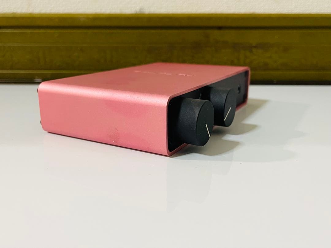 NuForce ギターエフェクター ピンク