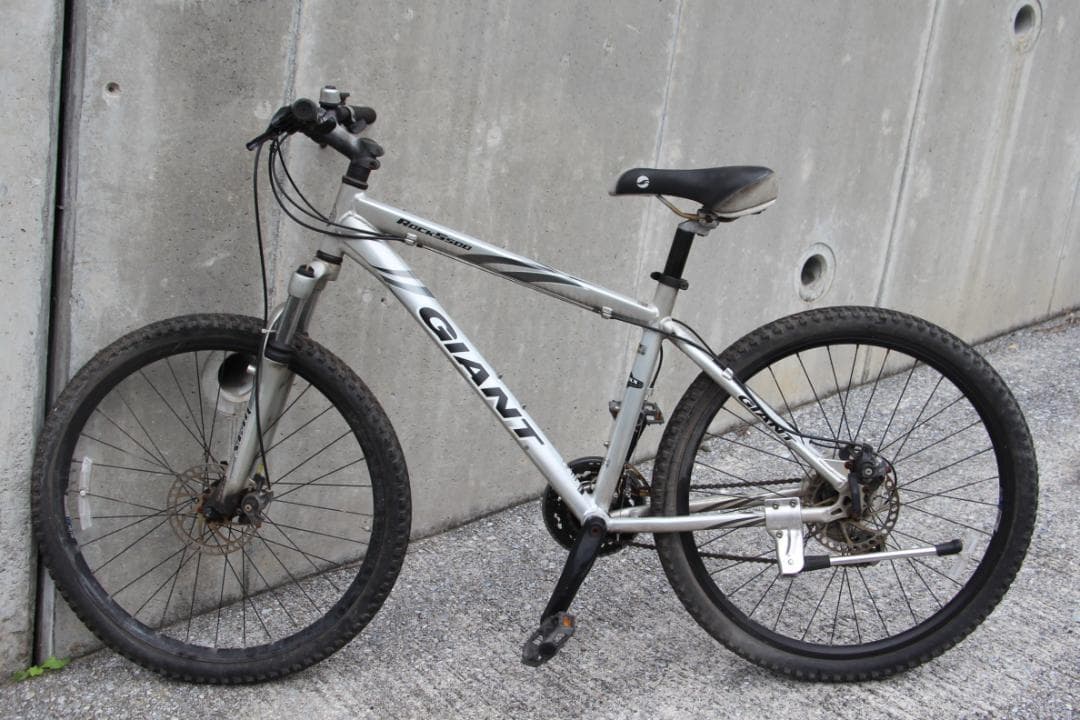 引き取り限定♪GIANT♪ROCK5500♪前後ディスクブレーキ♪ジャイアント♪