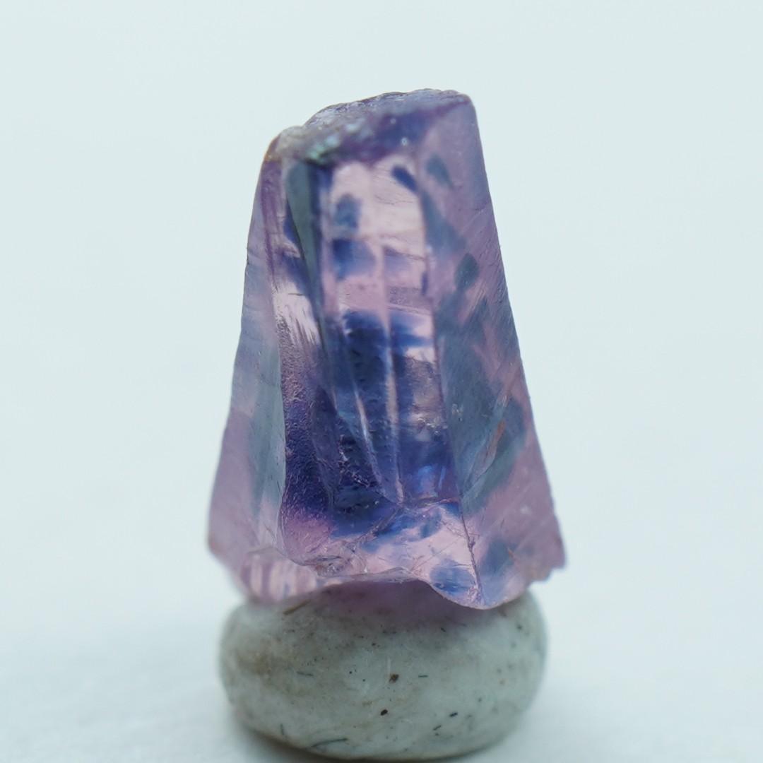 ウインザサファイア　結晶　タンザニア産