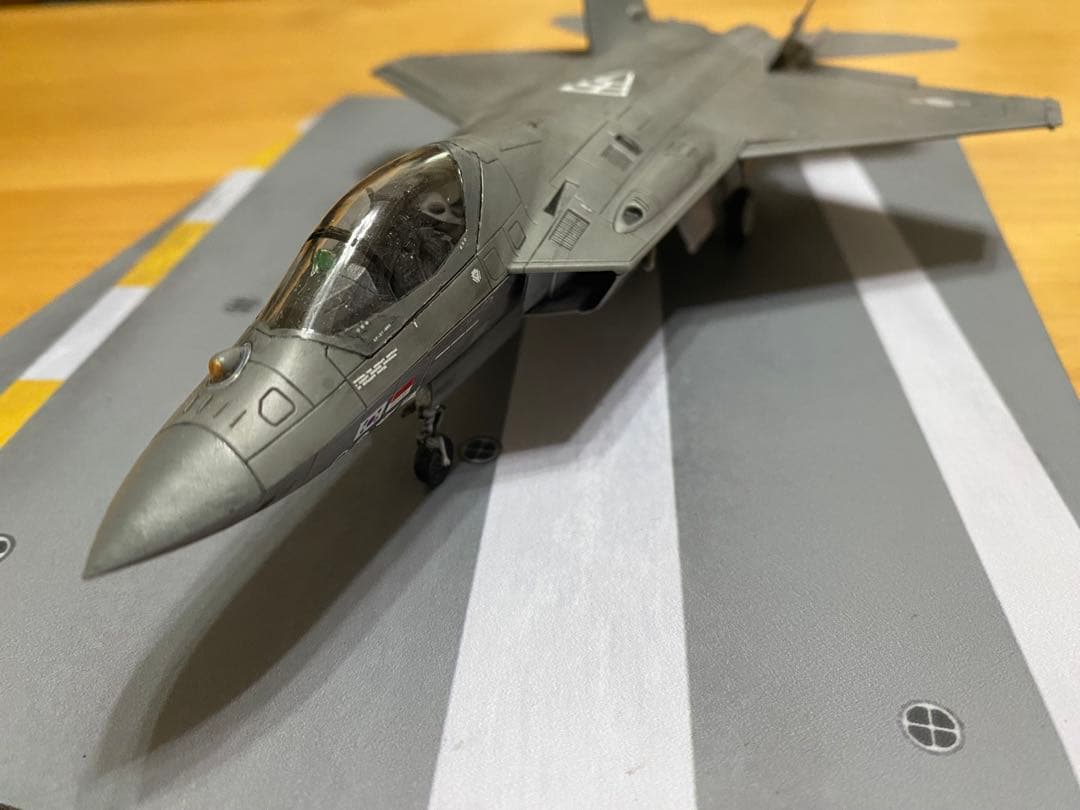 1/72スケール 完成品　KF-21 002号機