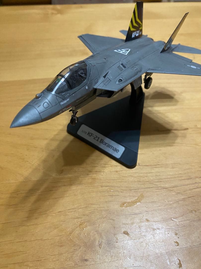 1/72スケール 完成品　KF-21 002号機