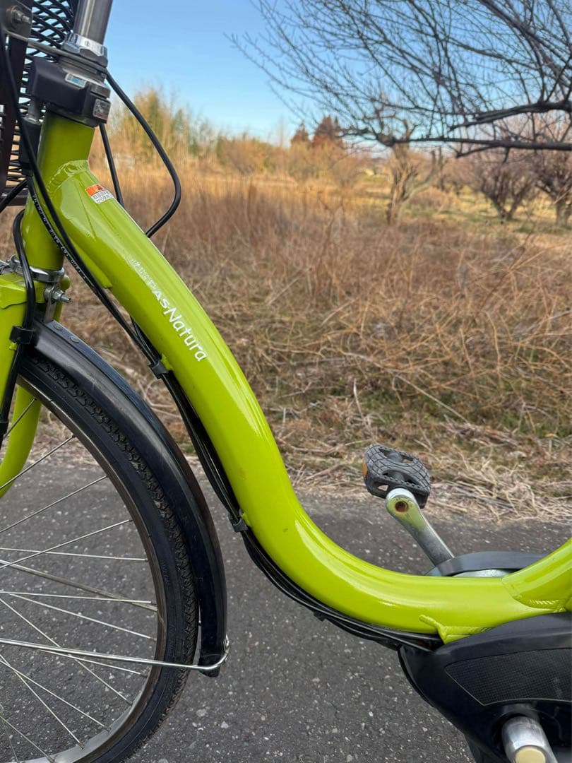 電動アシスト自転車 ライムグリーン