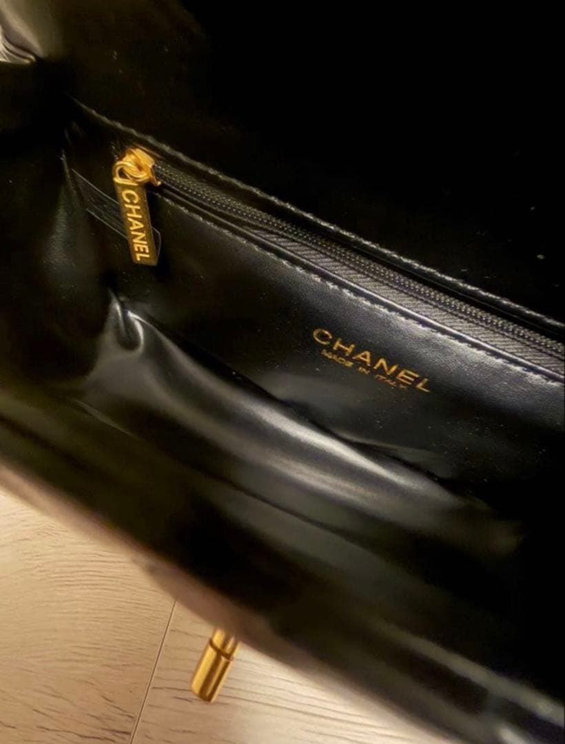 CHANEL キルティングショルダーバッグハートチェーン ノベルティ