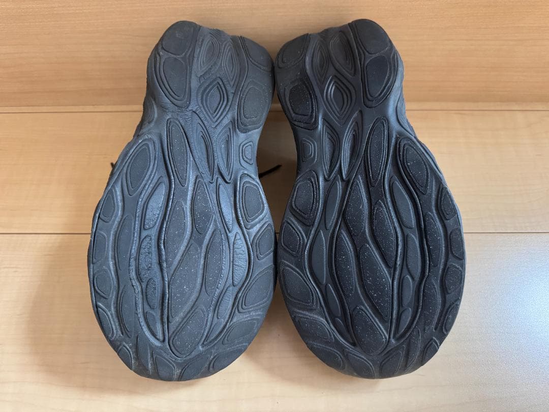 New Balance Fresh Foam 1080 ブラック