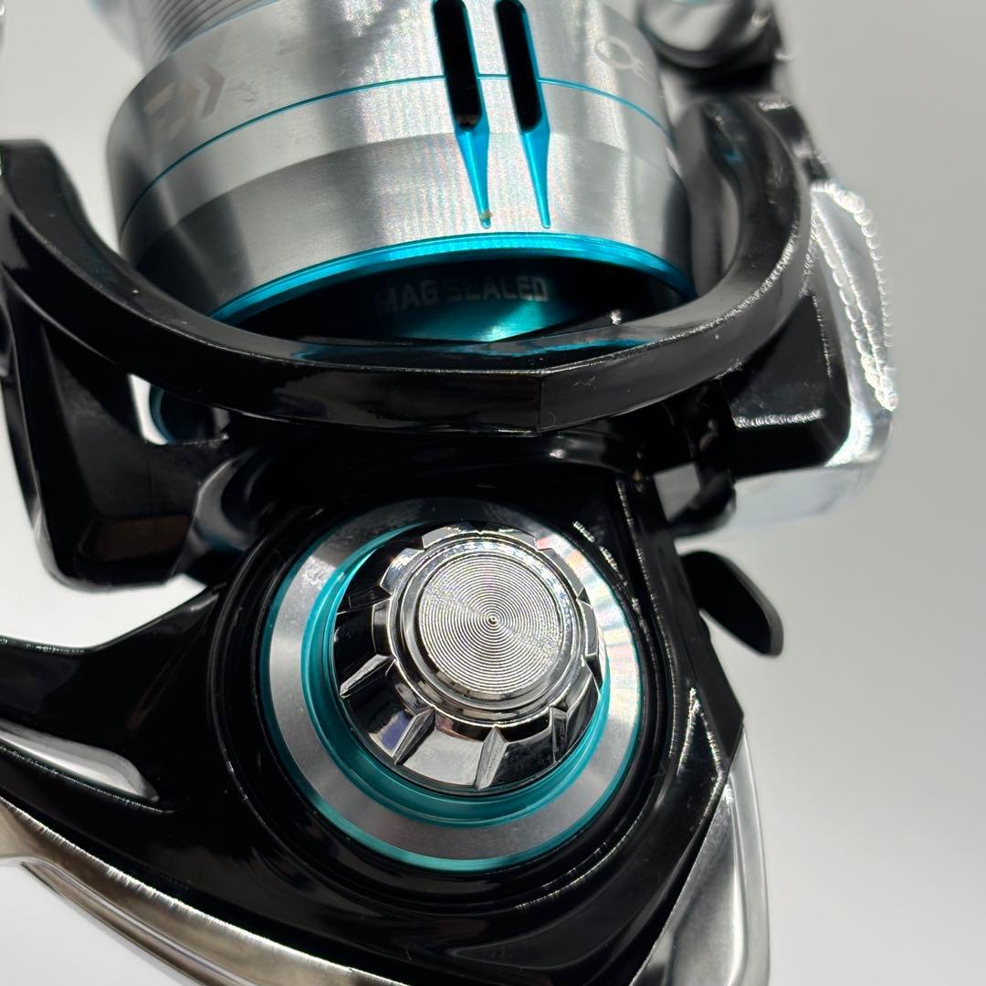 【未使用】エメラルダス LT2500S-DH エギング ダブルハンドル