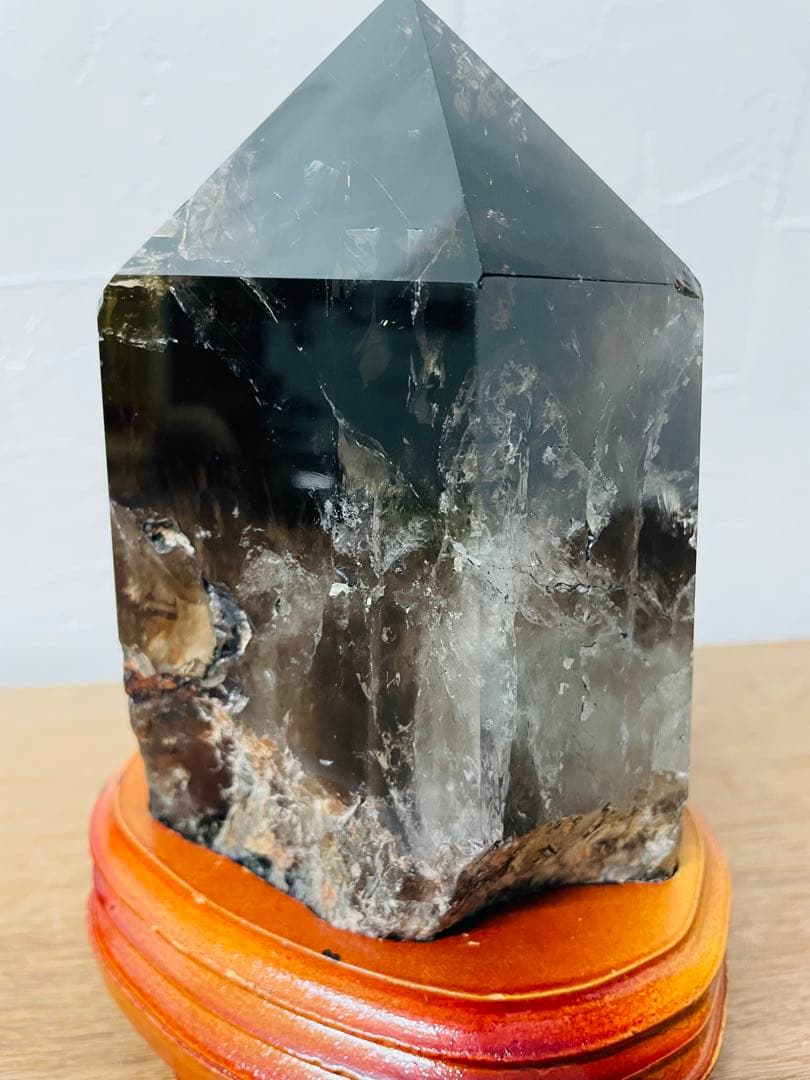 煙水晶 スモーキークォーツ 六角柱 約20cm 台座付き