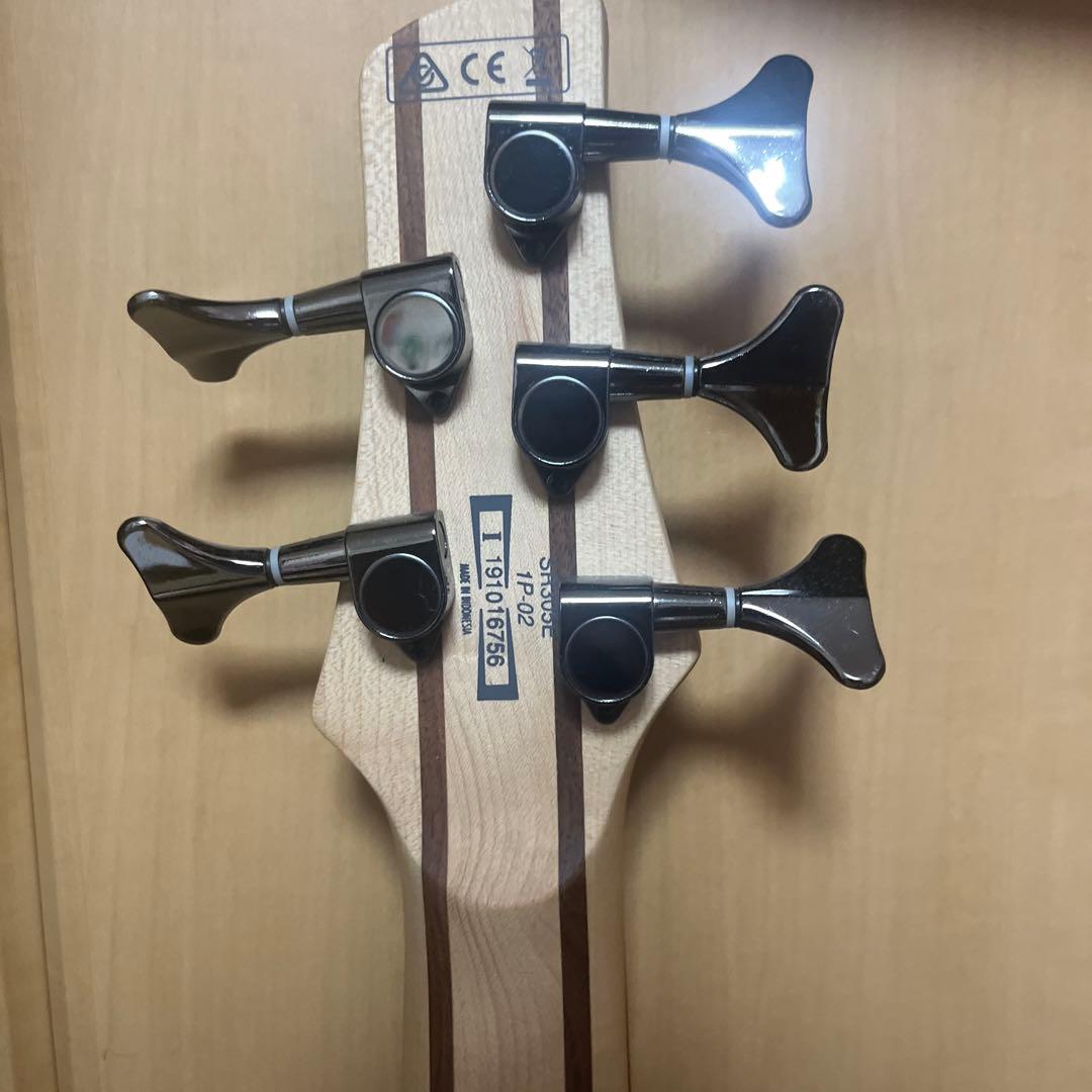 【美品】Ibanez SR305E 5弦ベース　純正ケース付き