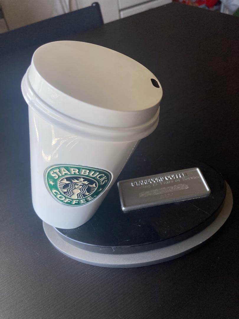 スターバックス　看板　タンブラー　インテリア