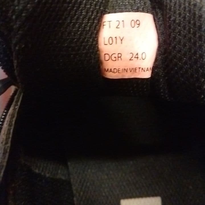 ヨネックス パワークッション ウォーキングシューズ L01Y 24cm