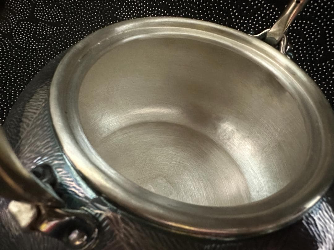 純銀製 丸形 菊摘 口打出湯沸 銀瓶 煎茶道具 重量1387g