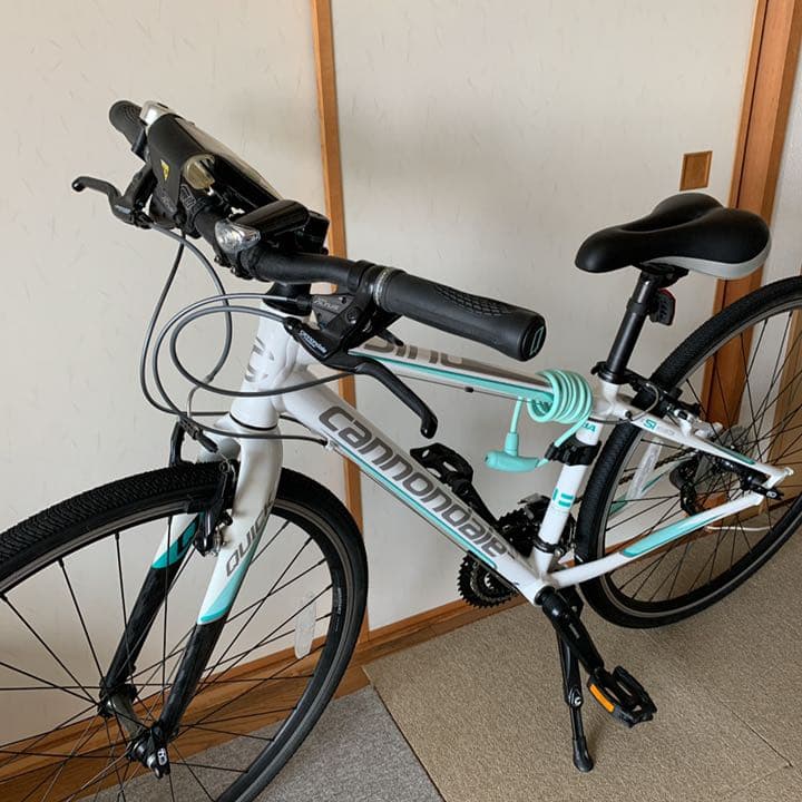 【美品の中古自転車】　《送料込み》　キャノンデール　レディース　クロスバイク