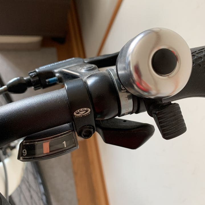 【美品の中古自転車】　《送料込み》　キャノンデール　レディース　クロスバイク