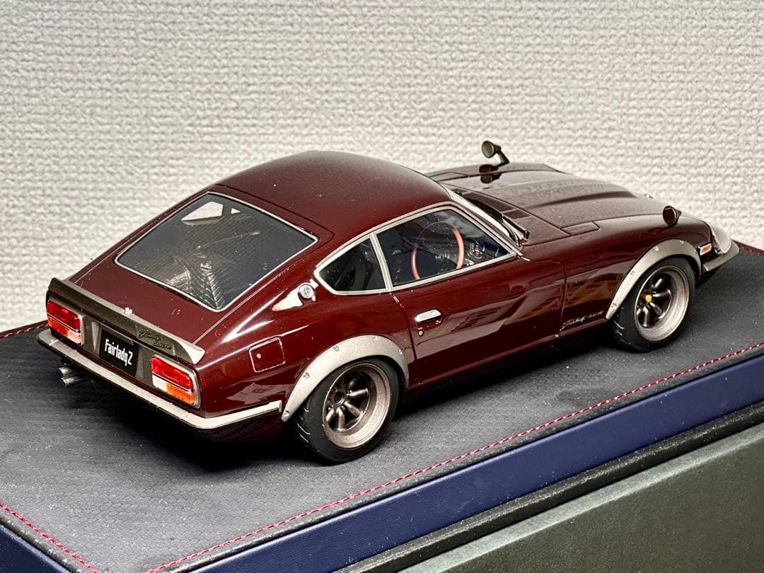メイクアップ アイデア 1/18 日産 フェアレディ 240ZG Maroon