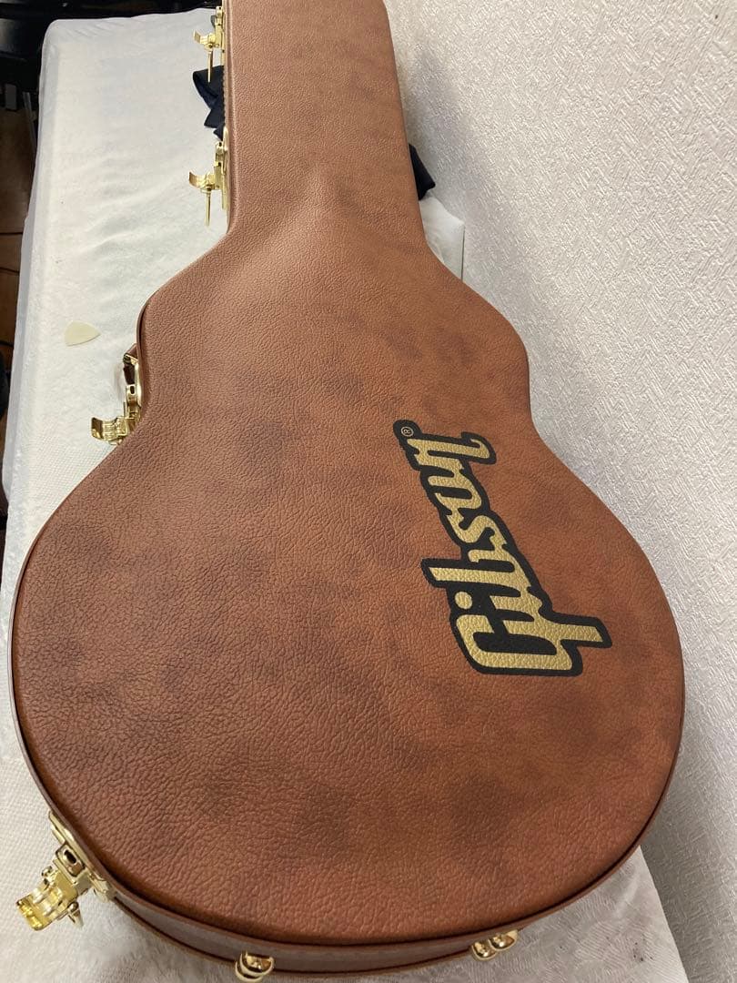 ギブソン　レスポール　スタンダード　美品未使用に近い