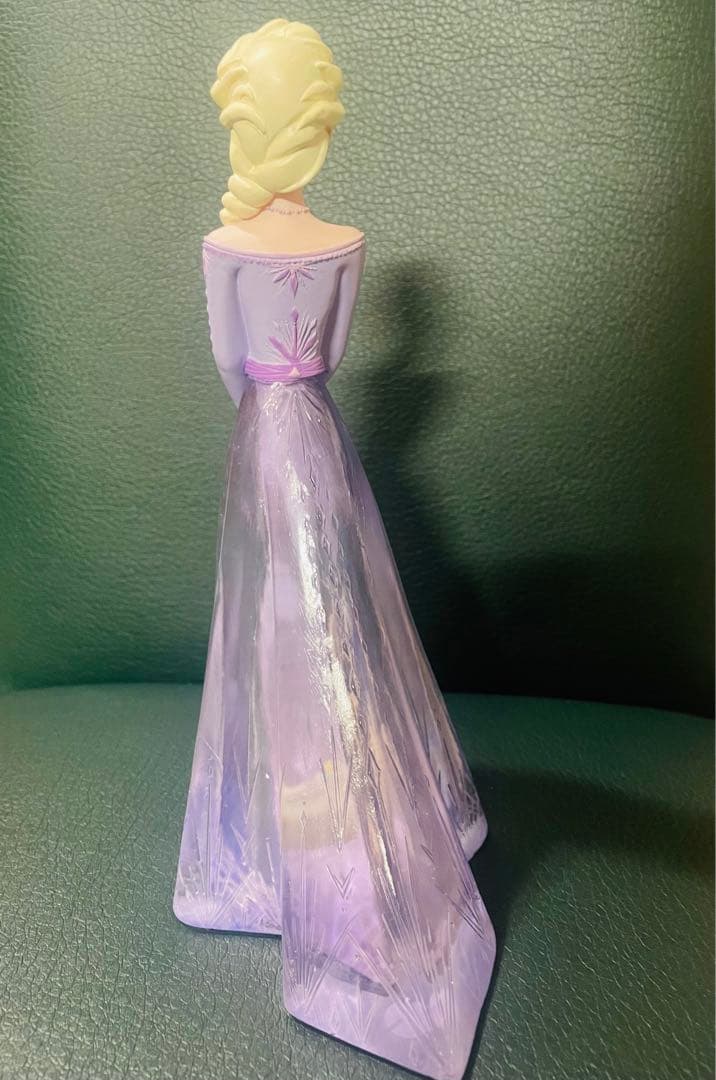 アナと雪の女王 エルサ ナイトドレス LEDライト ディズニーストア フィギュア