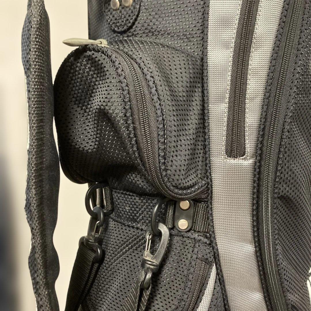 テーラーメイド/TaylorMade キャディバック　黒グレー　フードあり