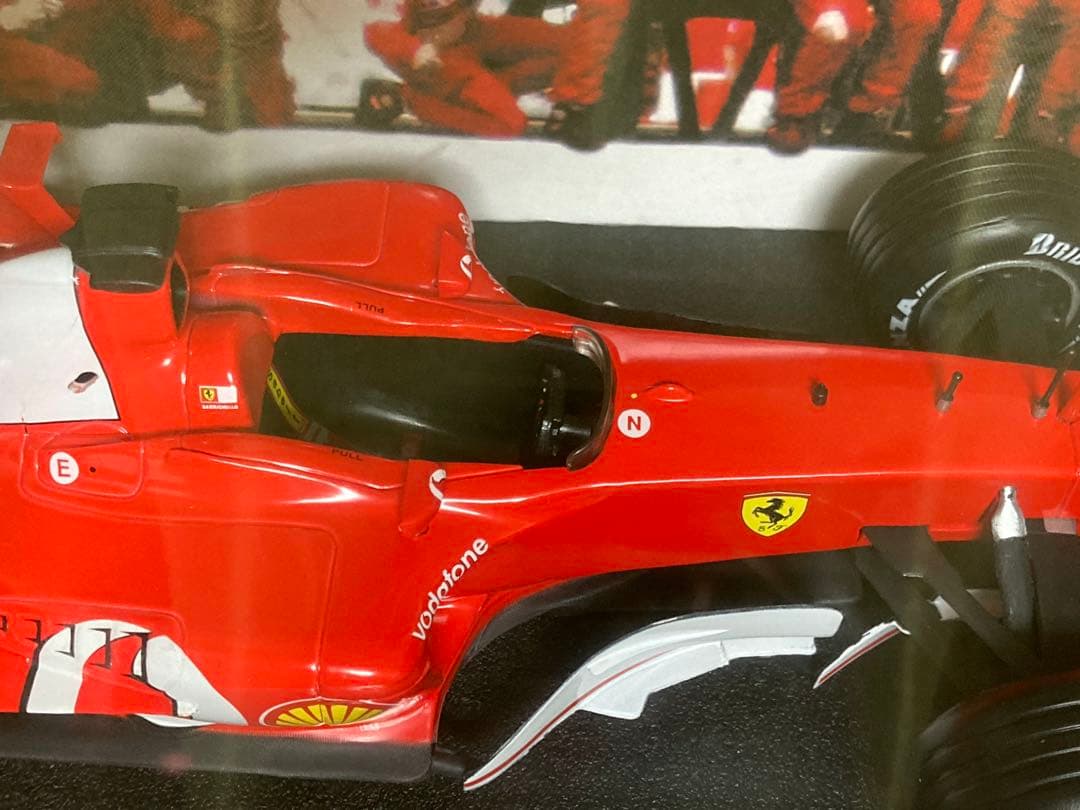 ホットウィール 1/18 フェラーリ ワールドチャンピオン2003 シューマッハ