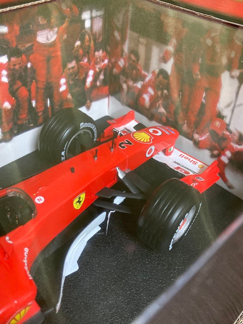ホットウィール 1/18 フェラーリ ワールドチャンピオン2003 シューマッハ