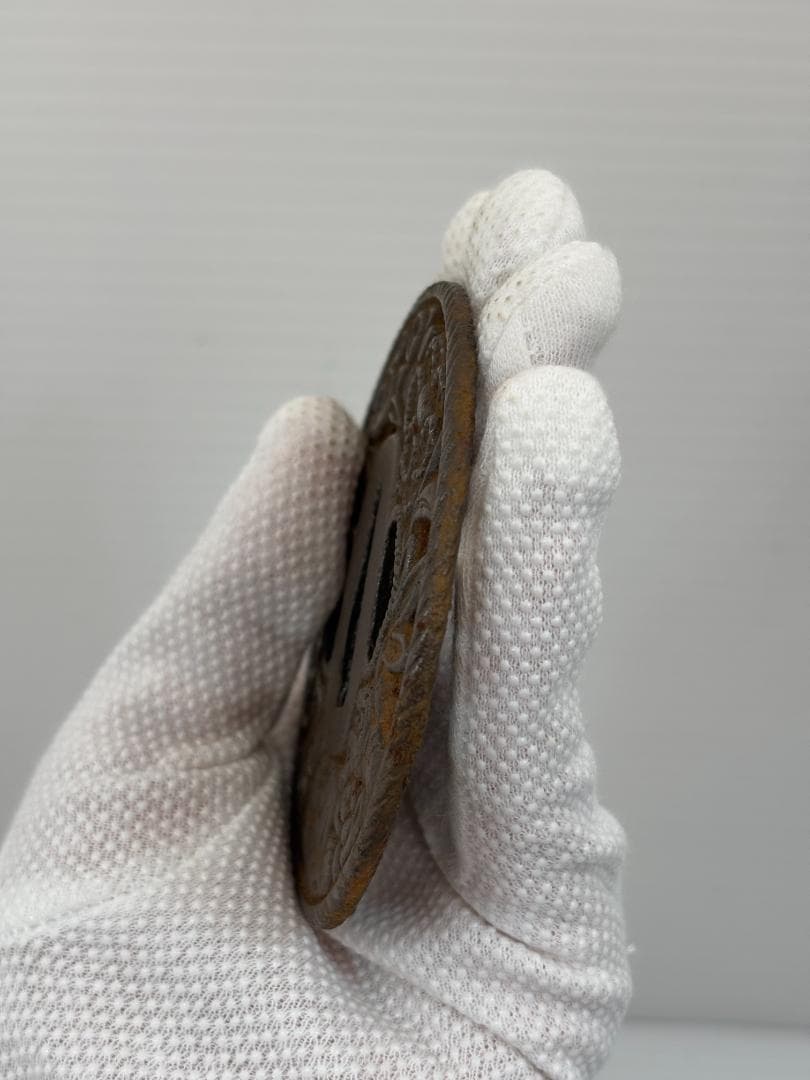 鍔(つば)　鉄製　日本刀　アンティーク