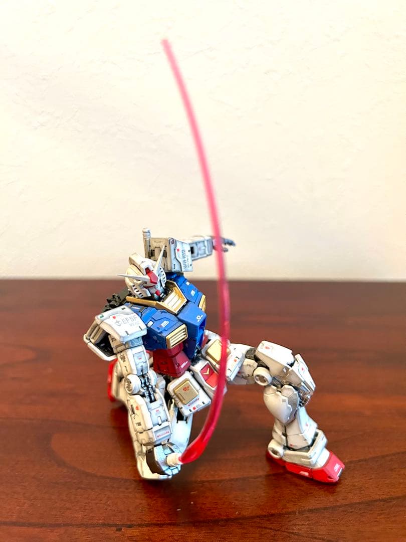 【ガンプラ】 塗装済み完成品　RG RX-78-2 ガンダム Ver.2.0