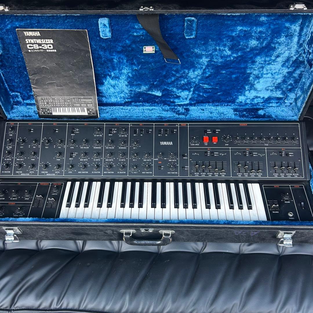 Yamaha CS-30 アナログシンセサイザー