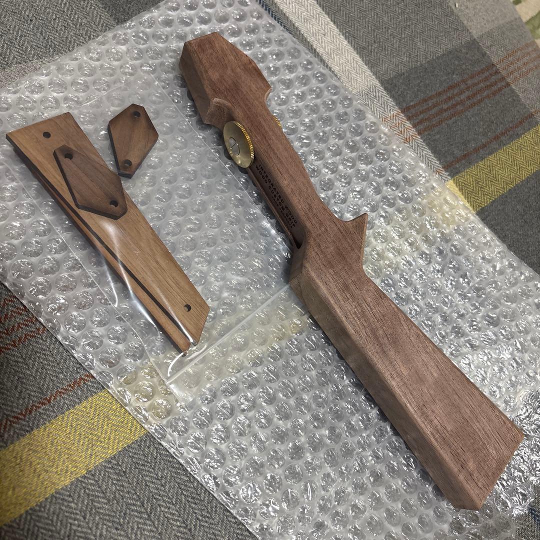 フロッグプロダクツ　ウッド　カスタムグリップ　ウォールナット　トイマシーン