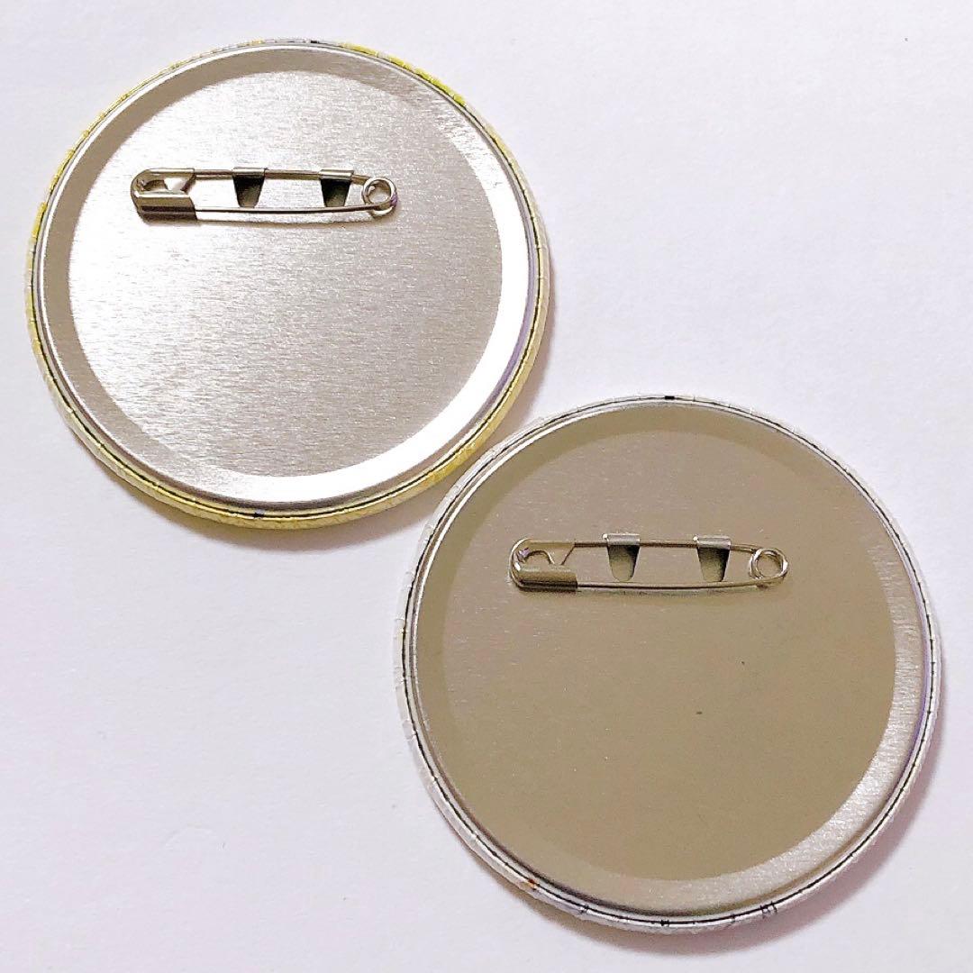 NARUTO J-WORLD ナルト 幼少期 横顔 缶バッジ 2点セット