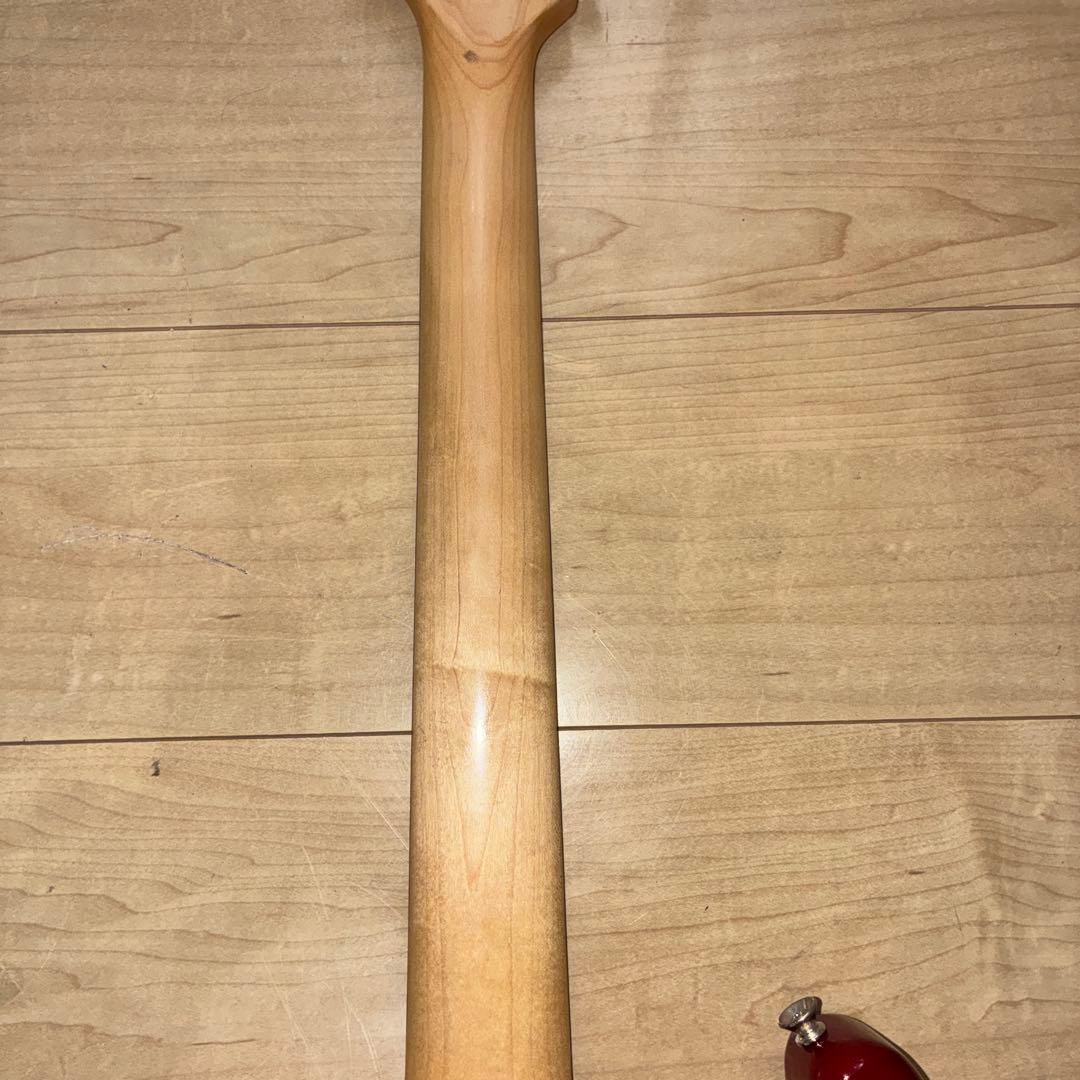 安い調整済み　極美品　バスカーズ　ストラトキャスタータイプ動作良好　SSH 虎目