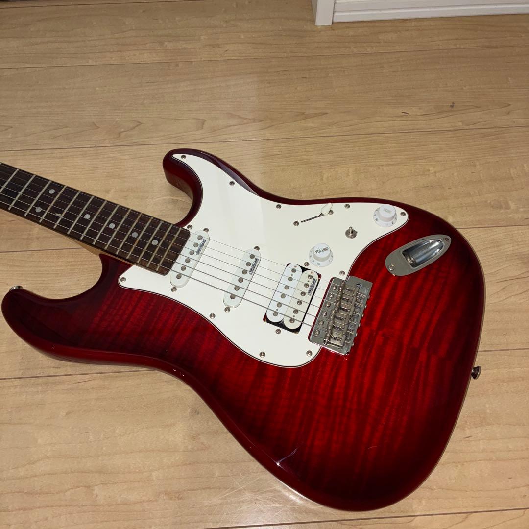 安い調整済み　極美品　バスカーズ　ストラトキャスタータイプ動作良好　SSH 虎目