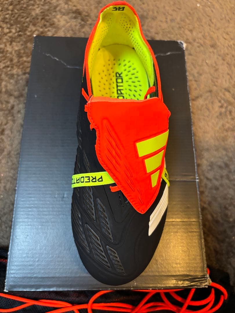 新品未使用⭐︎希少 adidas プレデター エリート FT FG 22.5cm