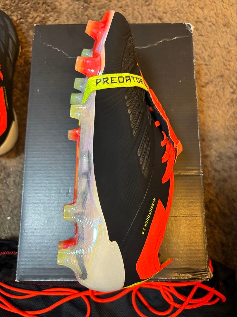 新品未使用⭐︎希少 adidas プレデター エリート FT FG 22.5cm