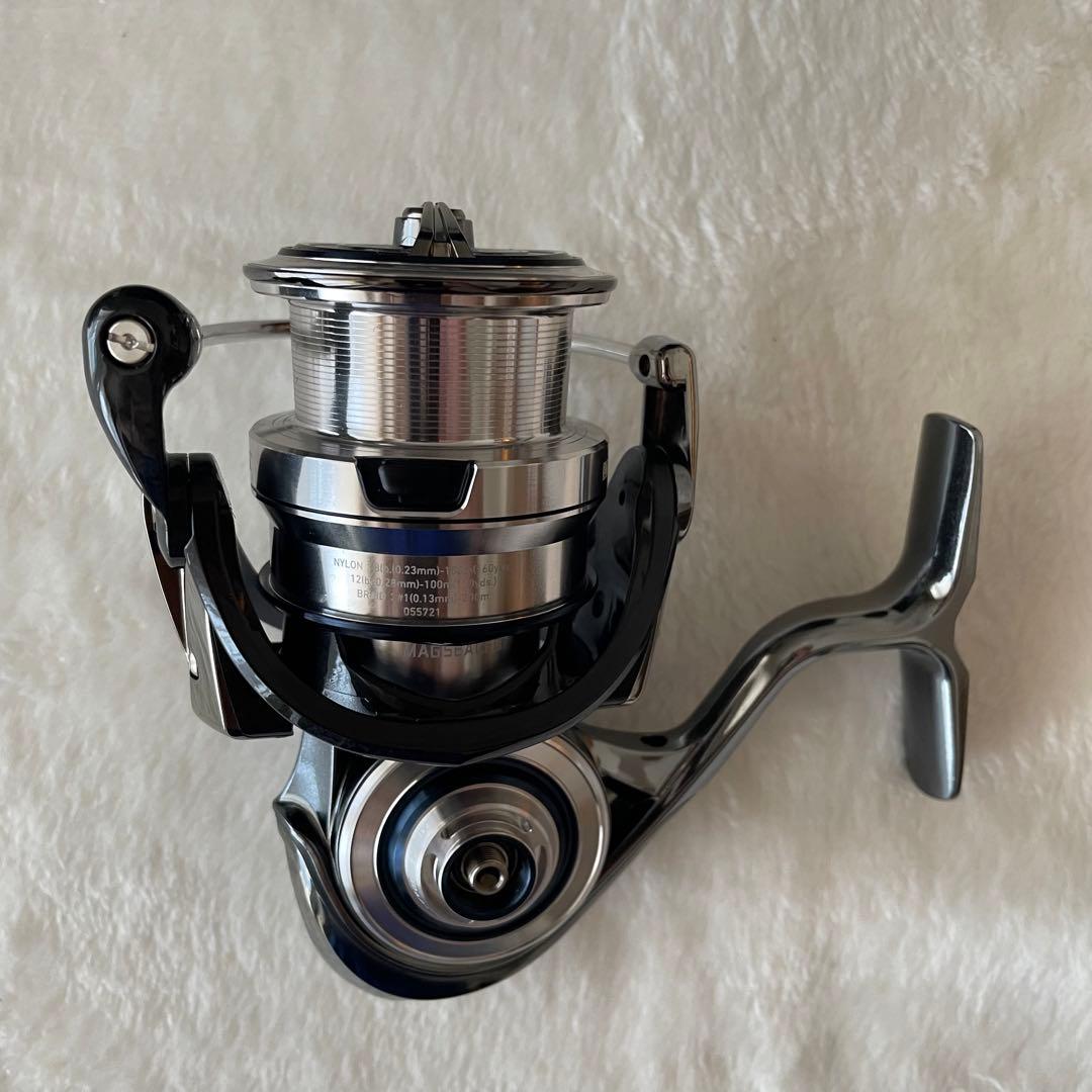 ダイワ　18イグジスト (EXIST) LT3000-XH