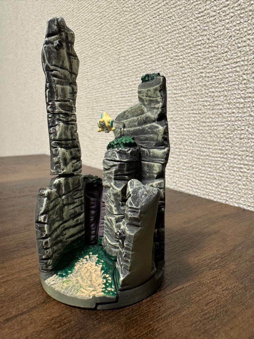 ポケモン　ジオラマ　フィギュア　ジラーチ