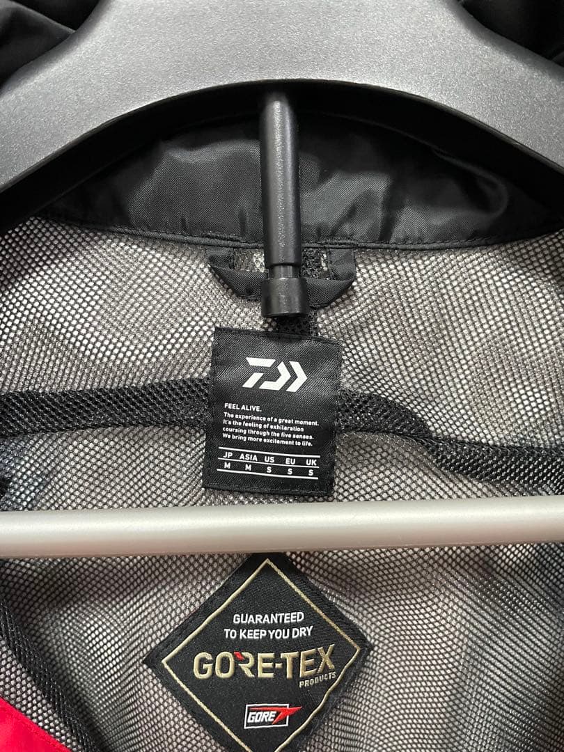 ダイワ　ゴアテックス　Mサイズ