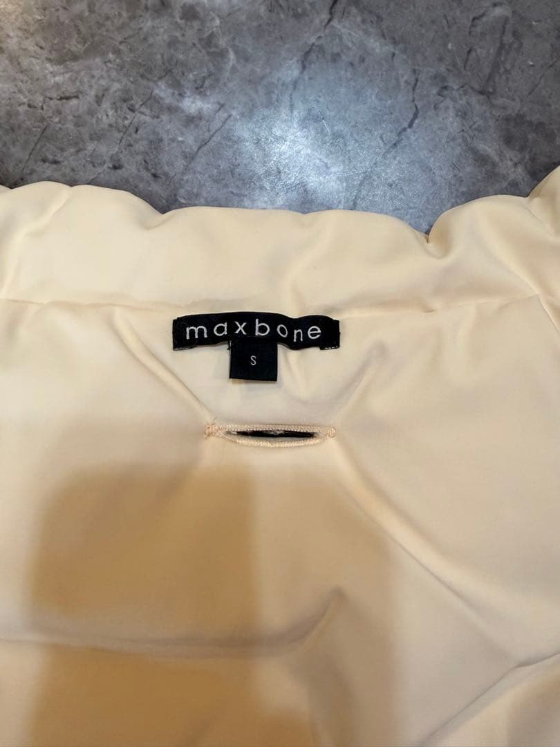 MAX BONE ARABELLA PUFFER VEST 犬用　ダウン