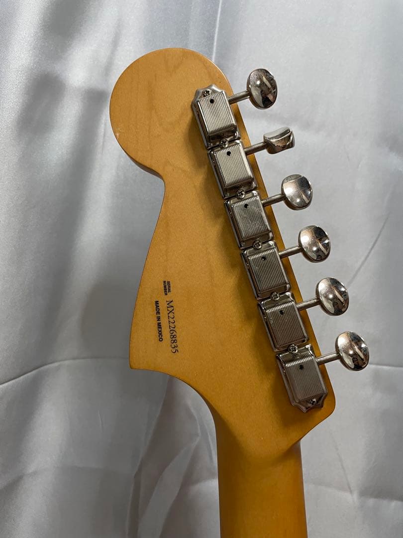 Fender Vintera '60s Jaguar エレキギター